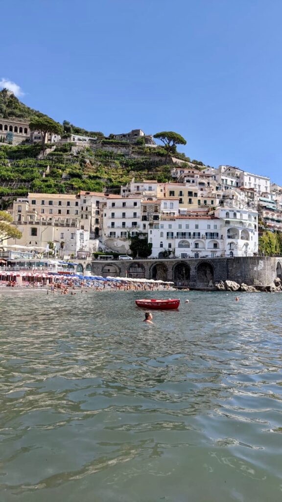 87fe0f76 25e6 41f6 Bb22 96b2db197a1b 576x1024